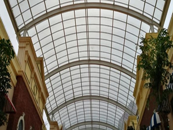 普兰店屋面网架顶棚吊装方案